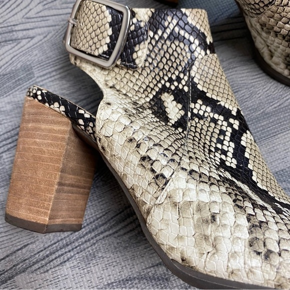 Vionic “Blakey” Snake-print Leather Bootie - Picture 14 of 15